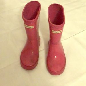 Girl hunter boots